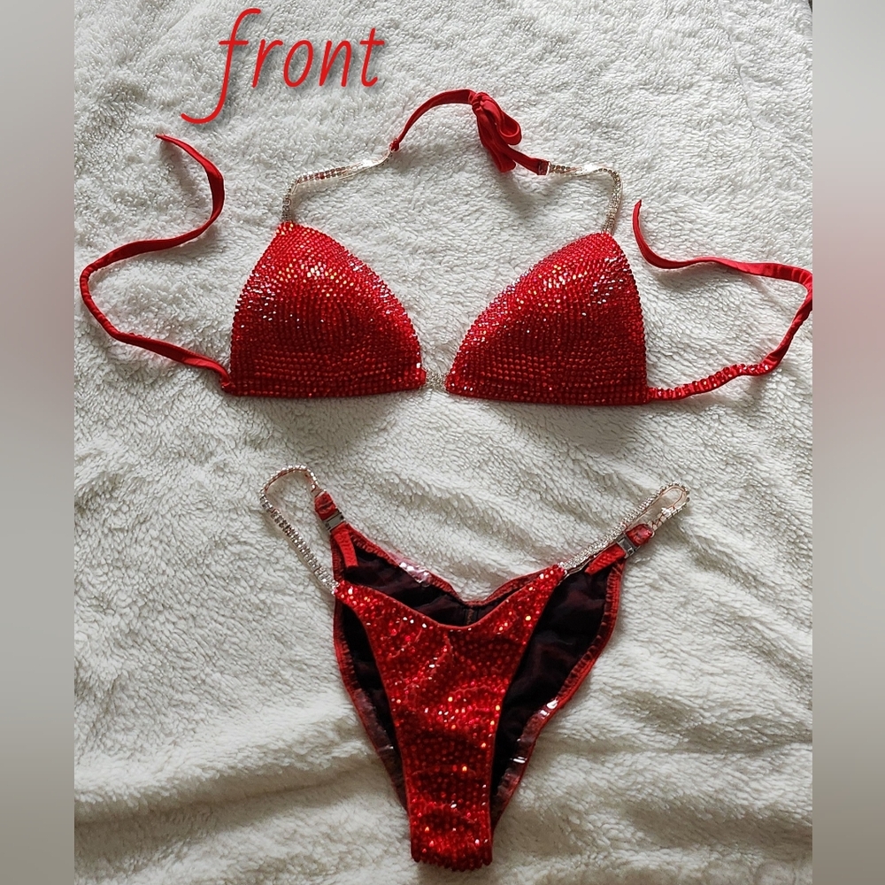 Red Crystal Embellished Bikini Set with Rhinestone Accents - Picture 2 of 8